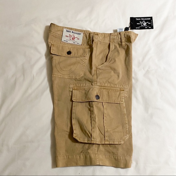 True Religion Cargo Shorts - Picture 4 of 12
